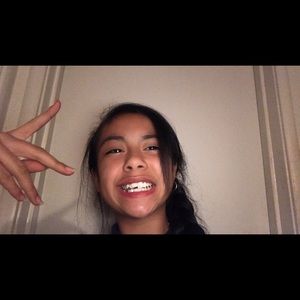 Meet your Posher, Vanessa